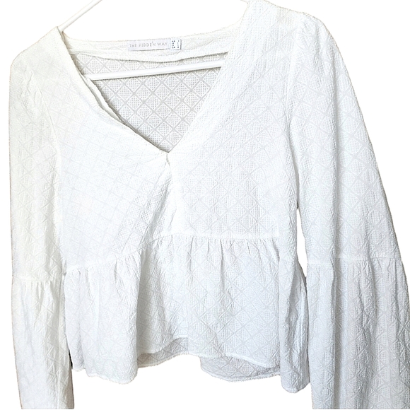 The Hidden Way Tops - HIDDEN WAY top white blouse 100% cotton  Size 10